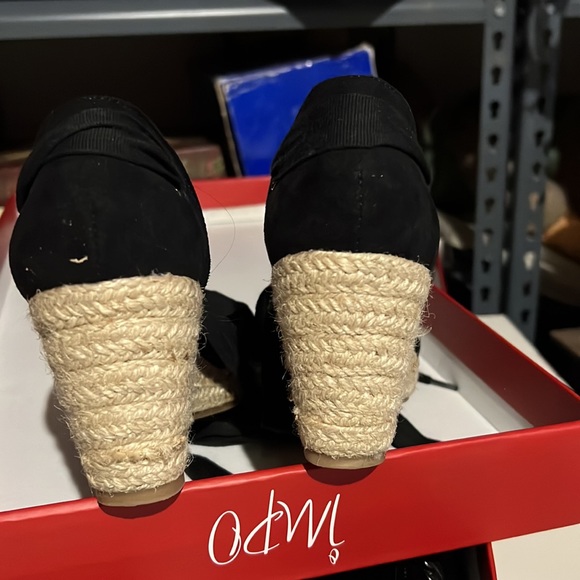 Black espadrilles by Eva and Zoe - Picture 4 of 5